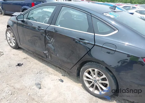 2020 Ford Fusion Hybrid Se from USA, damaged, VIN 3FA6P0LU5LR142665